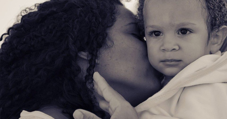 Mãe feirense diz: “maternidade não é conto de fadas!”