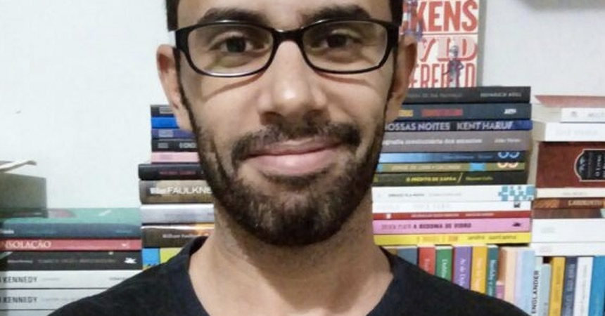 Escritor feirense é destaque em Feira Literária que reúne escritores de todo o Brasil