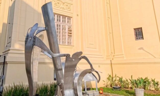 Feirense assina memorial em homenagem às vítimas da Covid-19, sancionado por Lula 