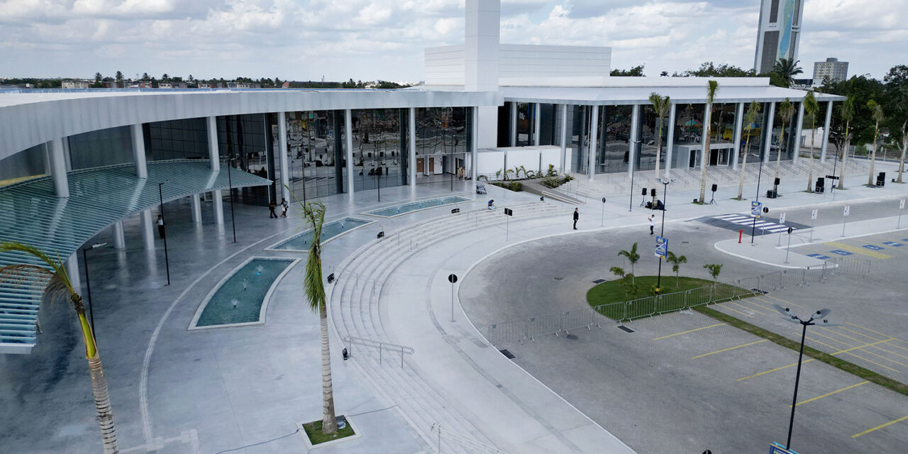 A programação do Centro de Convenções de Feira em julho