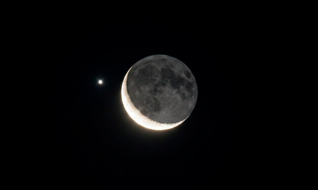 A Lua, Vênus e o céu da Feira