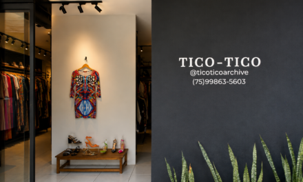O brechó feirense que transforma roupas em histórias e a moda em um ato de consciência