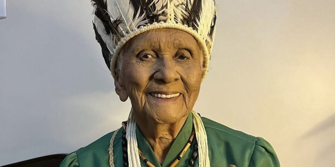 Dona Carmelita, a mulher indígena que mora em Feira e que abriu caminhos na política brasileira