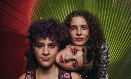 Fogo Pagô lança álbum Rastro Guia em show gratuito no Centro de Convenções de Feira