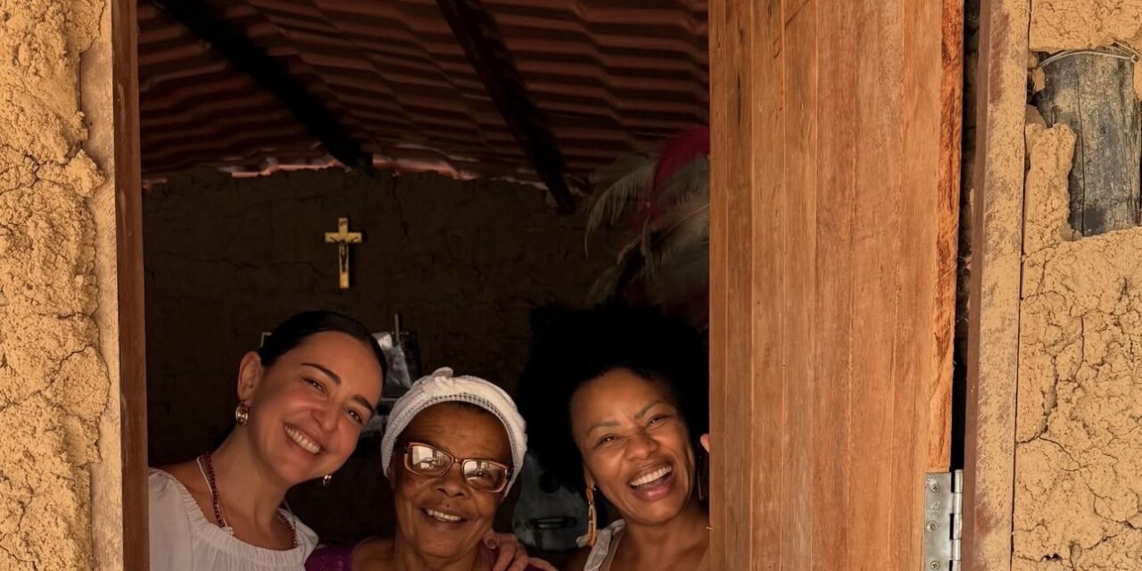 Roberta Sá visita Quilombo da Matinha e encontra uma das matrizes vivas do samba de roda