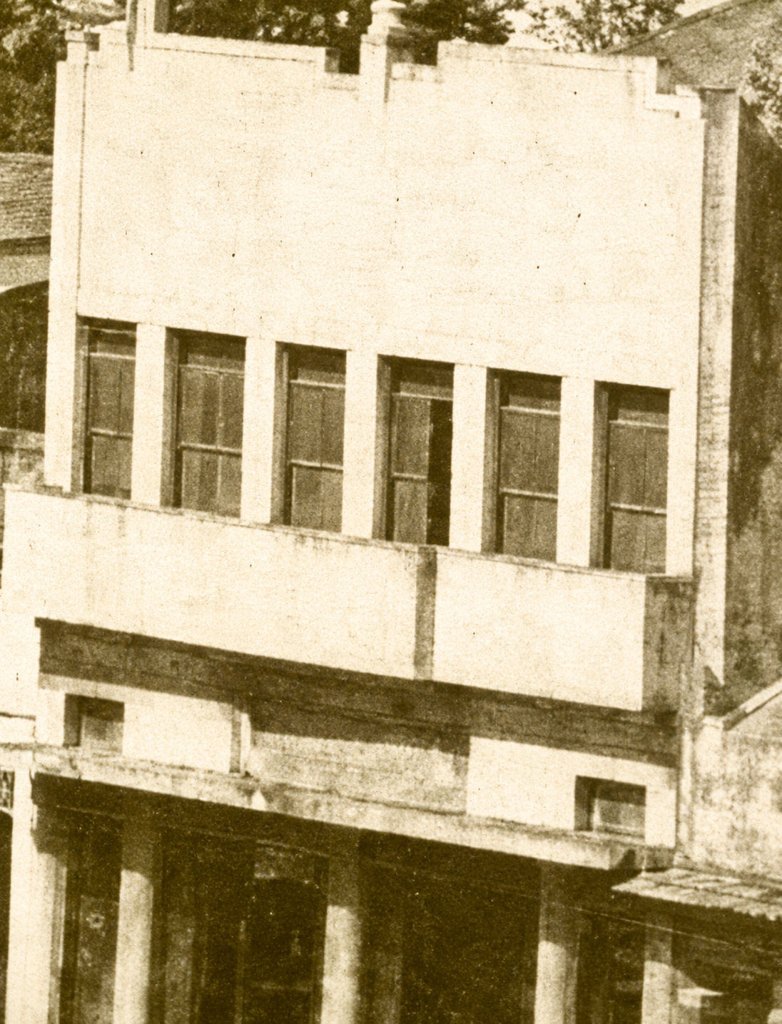 Fachada do Cassino Irajá, em Feira de Santana